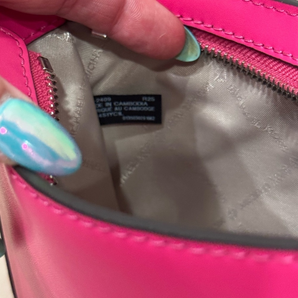 Michael Kors Lyra Small Leather Pouchette Dragonfruit Pink Silver Charm Purse - Picture 15 of 15